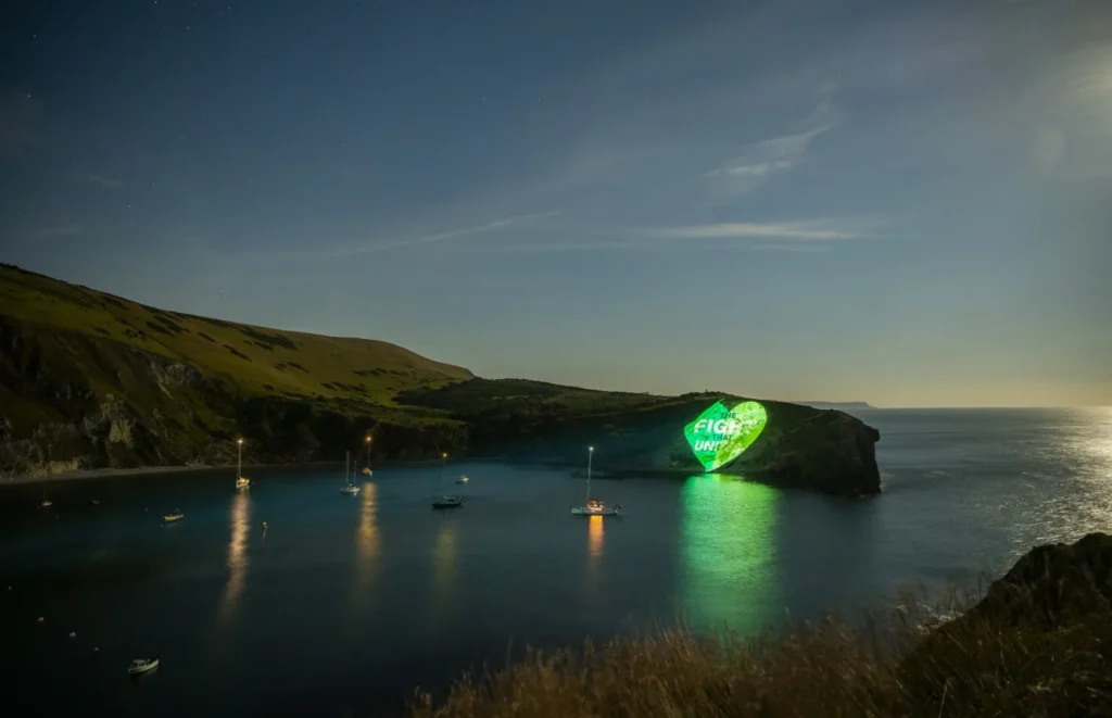Projection on cliffs